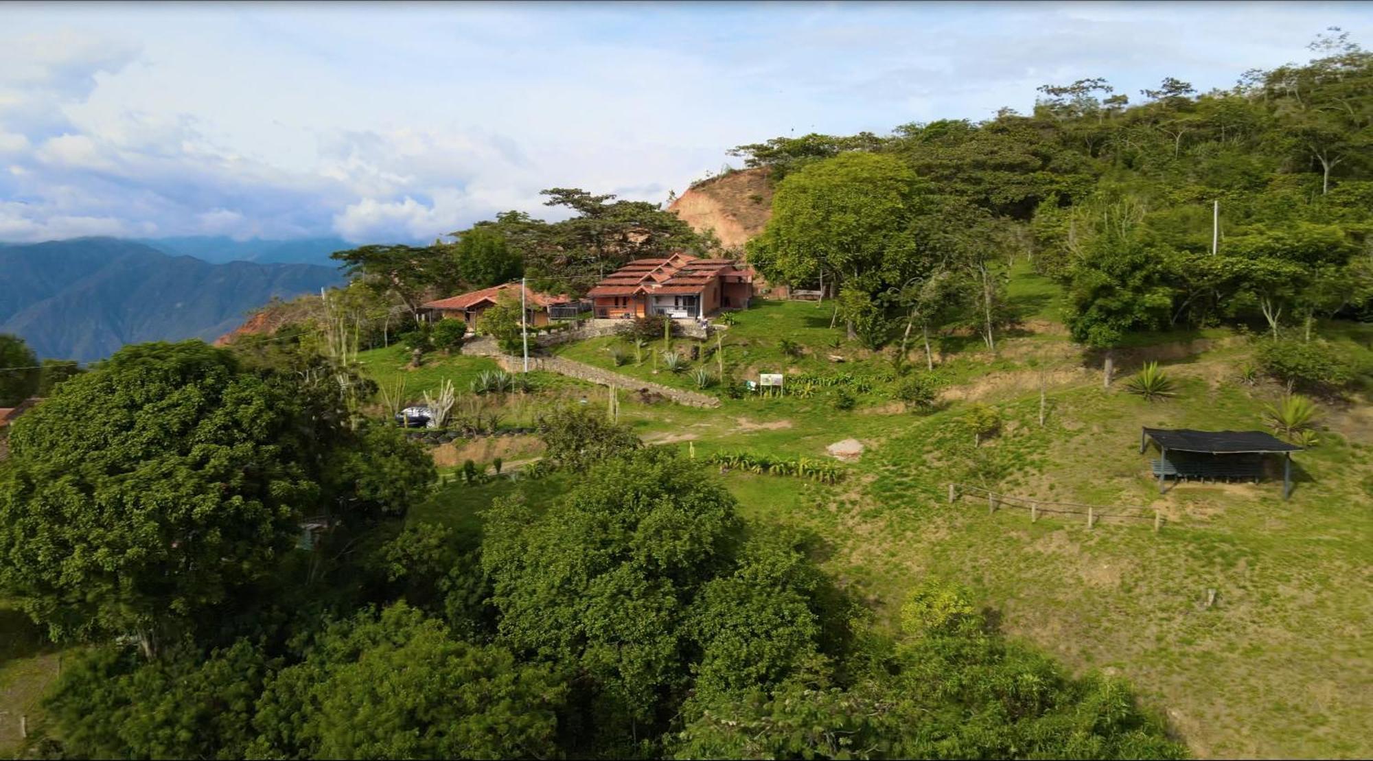 Cabanas Canon Del Chicamocha Aratoca エクステリア 写真