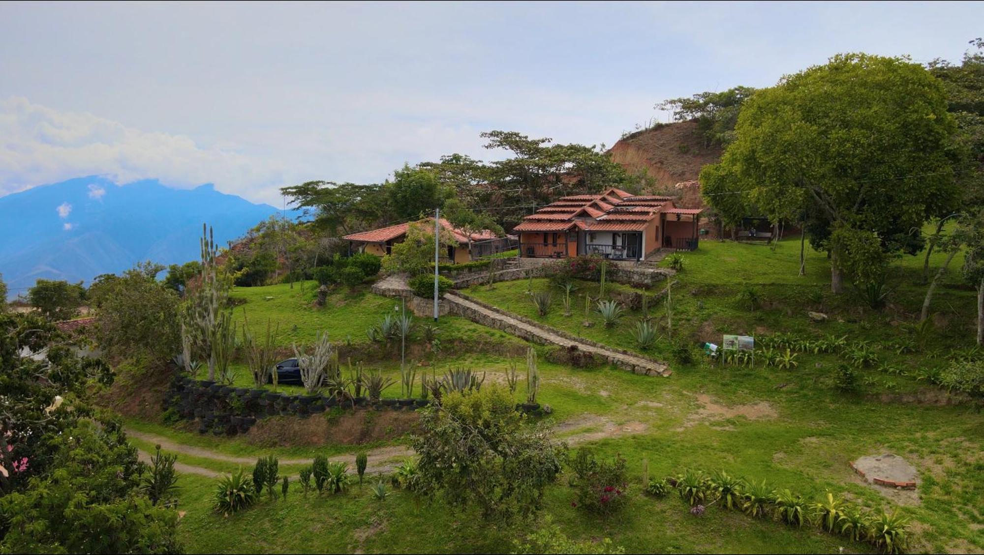 Cabanas Canon Del Chicamocha Aratoca エクステリア 写真